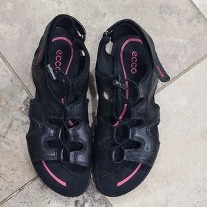 ECCO Women's Black and Pink Sandals US Size 8